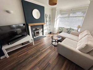 Lounge- click for photo gallery